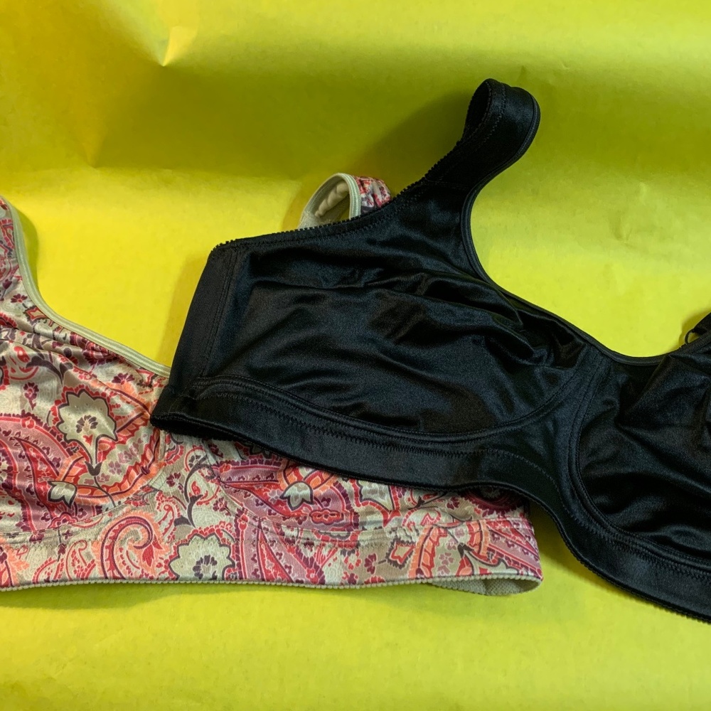 2 Cacique Wireless Bras 46D